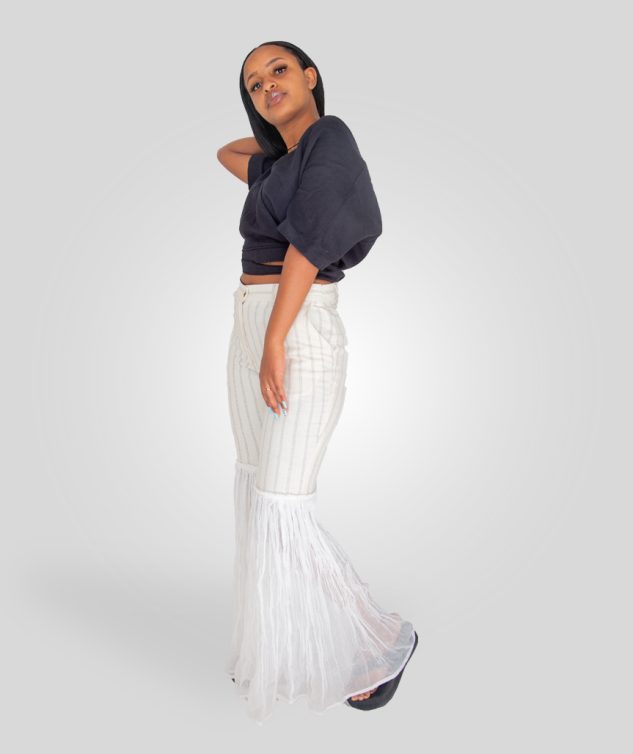 BlackTop-With-WhitePants